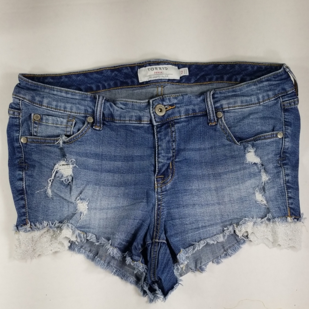 Torrid denim shorts